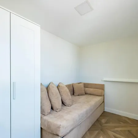 Terrazza Terzo Cardine アパート